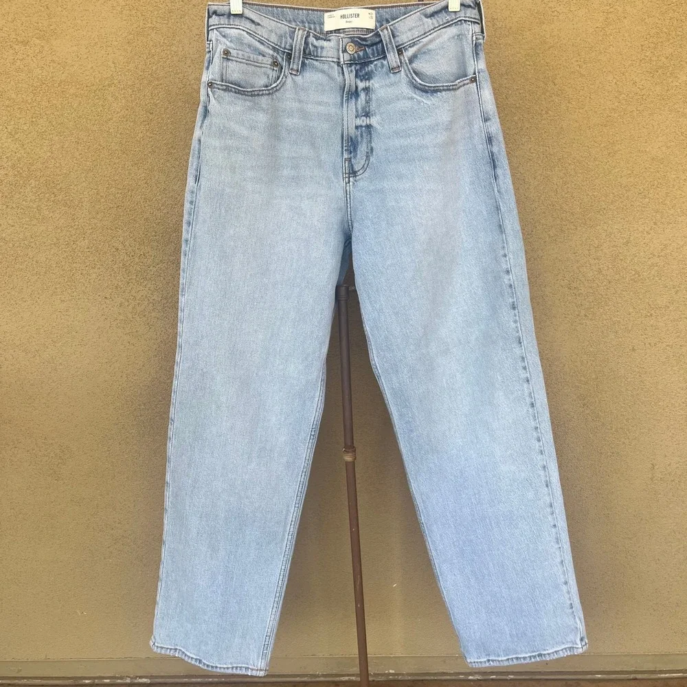 Hollister Baggy Jeans Mens 31x32 Light Wash Spider Embroidered Relaxed Fit Denim